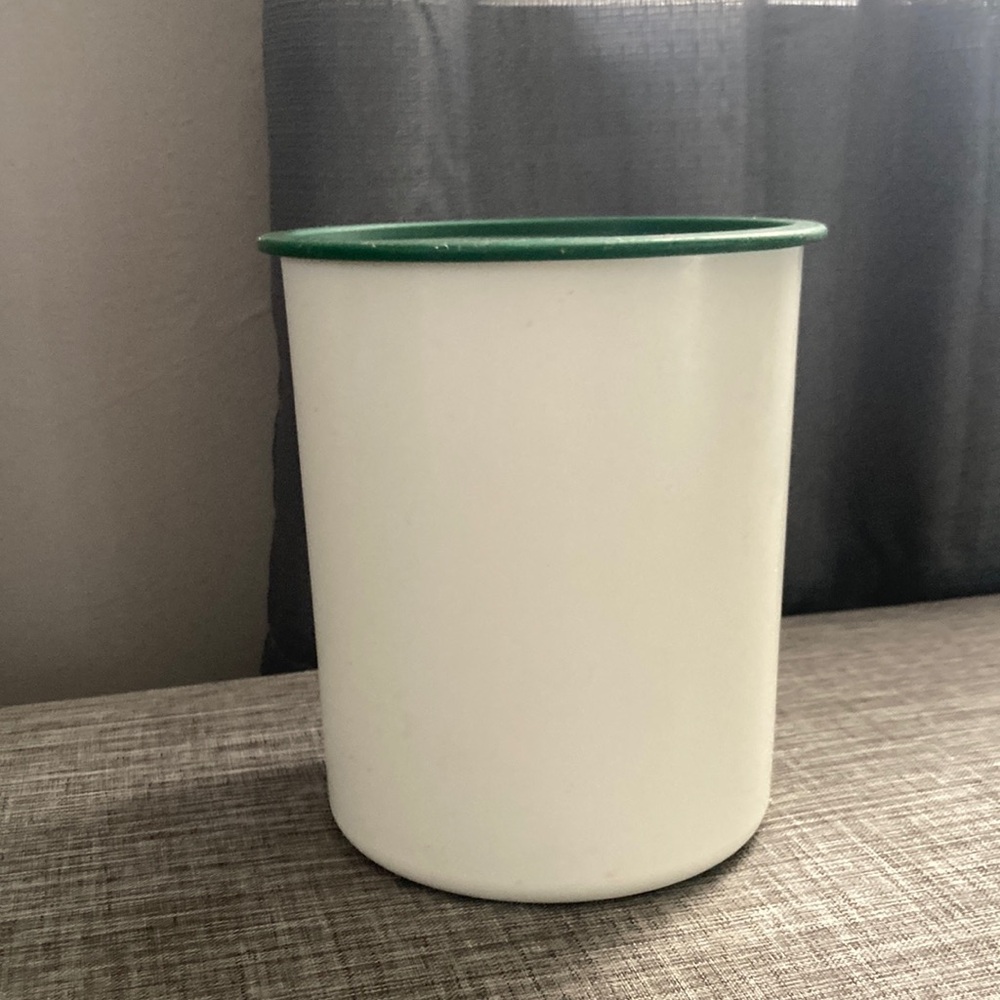 Tupperware Canister, Some wore as seen in pictures,
